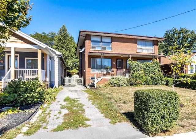 92 Struthers St, House semidetached with 3 bedrooms, 2 bathrooms and 4 parking in Toronto ON | Card Image
