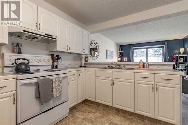102, - 855 Columbia Boulevard W, Condo with 1 bedrooms, 1 bathrooms and 1 parking in Lethbridge AB | Image 23