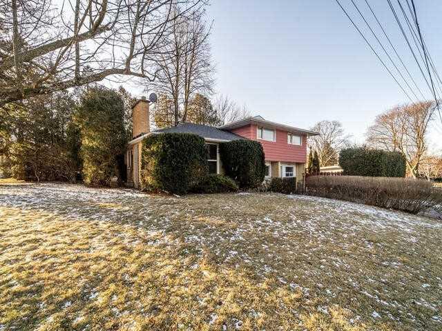 1009 Regent Dr, House detached with 3 bedrooms, 2 bathrooms and 2 parking in Oshawa ON | Image 12
