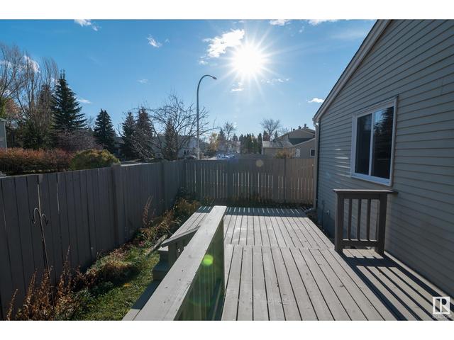 849 Village Dr, House attached with 3 bedrooms, 1 bathrooms and 2 parking in Edmonton AB | Image 31