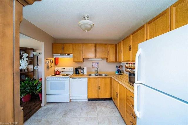 1105 - 7 Gale Cres, Condo with 2 bedrooms, 2 bathrooms and 2 parking in St. Catharines ON | Image 27