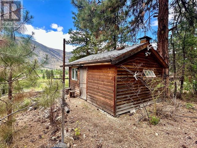 525 Highway 3 Highway, House other with 2 bedrooms, 1 bathrooms and null parking in Okanagan Similkameen B BC | Image 18