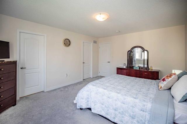 9 Emily St, House detached with 4 bedrooms, 4 bathrooms and 3 parking in Brampton ON | Image 21