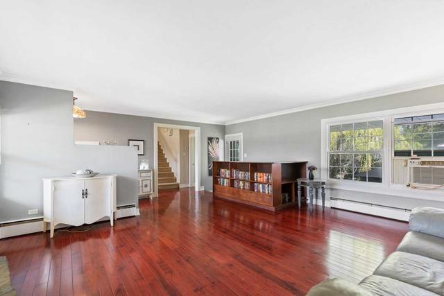 21 Wexford Blvd, House detached with 3 bedrooms, 2 bathrooms and 7 parking in Toronto ON | Image 7