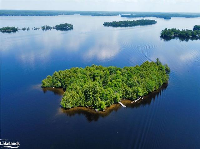 1 Cedar Island, House detached with 2 bedrooms, 0 bathrooms and null parking in Muskoka Lakes ON | Image 17