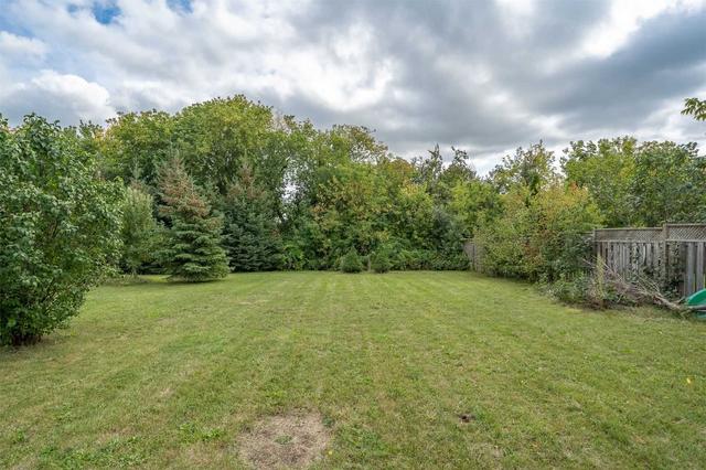 25 Durham St W, House detached with 3 bedrooms, 2 bathrooms and 2 parking in Kawartha Lakes ON | Image 32