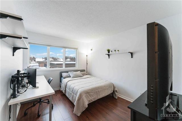 2 Barnaby Private, Townhouse with 3 bedrooms, 2 bathrooms and 2 parking in Ottawa ON | Image 21