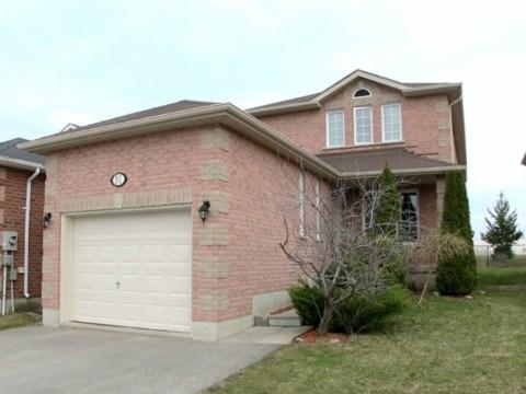 81 Russell Hill Dr, House detached with 3 bedrooms, 3 bathrooms and 2 parking in Barrie ON | Image 1