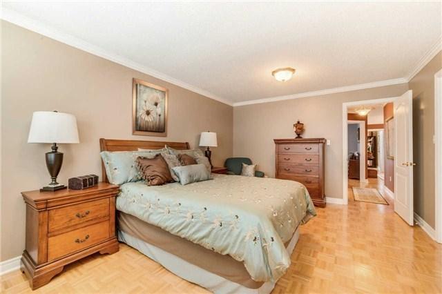 81 Via Carmine Ave, House detached with 4 bedrooms, 3 bathrooms and 4 parking in Vaughan ON | Image 11