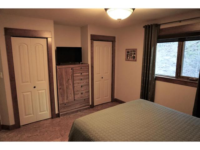 4937 Aspen Grove Place, House detached with 5 bedrooms, 3 bathrooms and null parking in East Kootenay F BC | Image 29