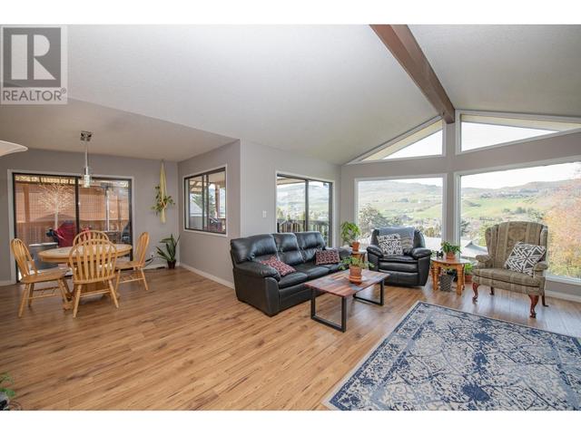 3934 - 15 Crescent, House detached with 4 bedrooms, 3 bathrooms and 4 parking in Vernon BC | Image 20