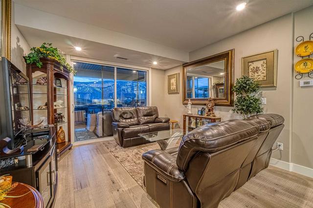 114 - 3475 Granite Close, Condo with 2 bedrooms, 2 bathrooms and 2 parking in Kelowna BC | Image 6