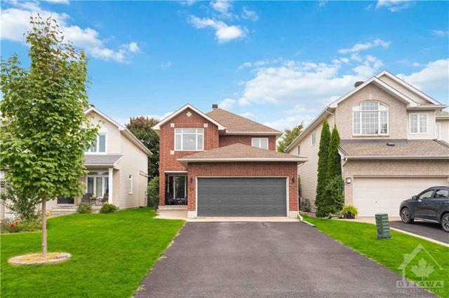 24 Rivergreen Crescent, House detached with 3 bedrooms, 3 bathrooms and 6 parking in Ottawa ON | Image 1