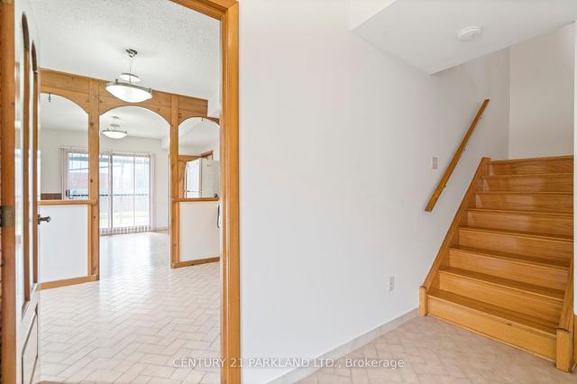 73 Darnborough Way, House semidetached with 3 bedrooms, 2 bathrooms and 4 parking in Toronto ON | Image 34