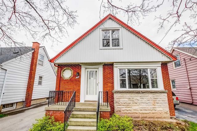 136 Auburn Ave, House detached with 2 bedrooms, 1 bathrooms and 2 parking in Hamilton ON | Image 12