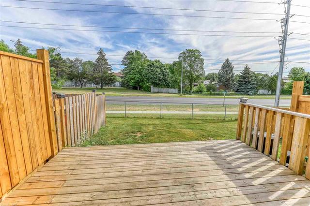 930 Amberdale Crescent, House attached with 3 bedrooms, 1 bathrooms and 1 parking in Kingston ON | Image 34