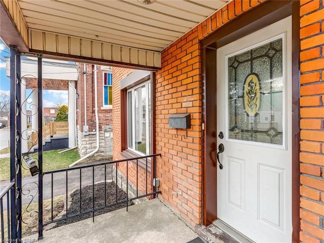 15 Edward Street, House detached with 3 bedrooms, 1 bathrooms and 2 parking in Brantford ON | Image 23