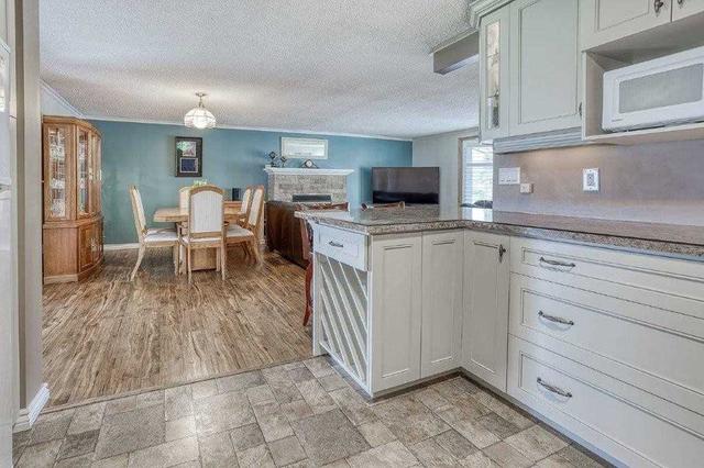 17 The Cove Rd, House detached with 2 bedrooms, 2 bathrooms and 2 parking in Clarington ON | Image 6