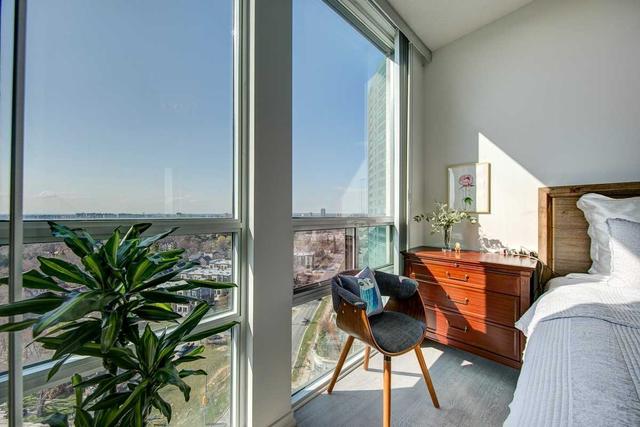 2009 - 509 Beecroft Rd, Condo with 2 bedrooms, 2 bathrooms and 1 parking in Toronto ON | Image 14