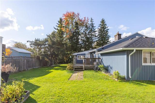 24 Maple Leaf Avenue S, House detached with 3 bedrooms, 2 bathrooms and 7 parking in Fort Erie ON | Image 4