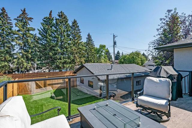 12 Lake Emerald Road Se, House detached with 5 bedrooms, 3 bathrooms and 2 parking in Calgary AB | Image 29