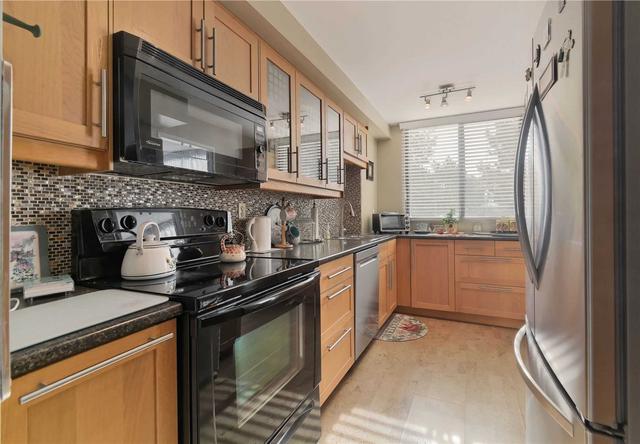 201 - 6500 Montevideo Rd, Condo with 3 bedrooms, 2 bathrooms and 3 parking in Mississauga ON | Image 3