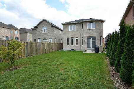 12 Edelweiss Ave, House detached with 4 bedrooms, 3 bathrooms and 2 parking in Richmond Hill ON | Image 9