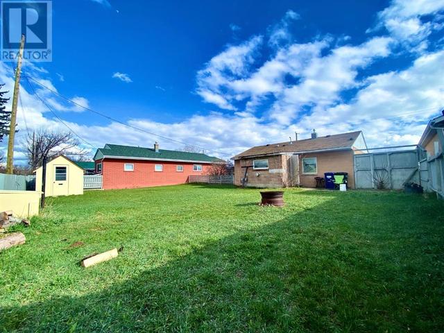 427 26 Street, House detached with 2 bedrooms, 1 bathrooms and null parking in Fort Macleod AB | Image 15