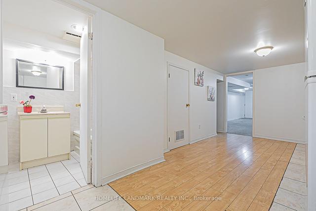 435 Margueretta St, House detached with 3 bedrooms, 2 bathrooms and 1.5 parking in Toronto ON | Image 18