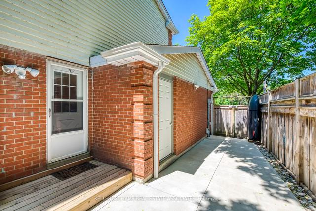 2956 Oka Rd, House detached with 3 bedrooms, 2 bathrooms and 6.5 parking in Mississauga ON | Image 30