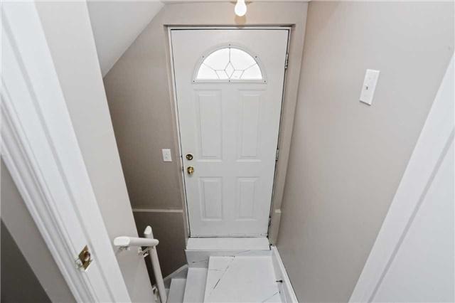 40 Domenico Cres, House detached with 3 bedrooms, 4 bathrooms and 2 parking in Brampton ON | Image 17