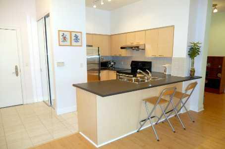 uph06 - 51 Saddlecreek Dr, Condo with 1 bedrooms, 1 bathrooms and 1 parking in Markham ON | Image 3