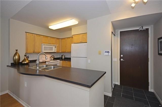 1607 - 388 Bloor St E, Condo with 1 bedrooms, 1 bathrooms and 1 parking in Toronto ON | Image 4