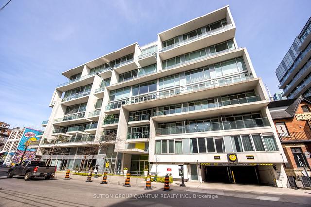 412 - 75 Portland St, Condo with 1 bedrooms, 1 bathrooms and 0 parking in Toronto ON | Image 1