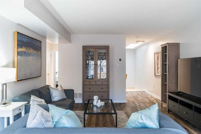 240 - 2075 Walkers Line, Townhouse with 2 bedrooms, 1 bathrooms and 2 parking in Burlington ON | Image 34