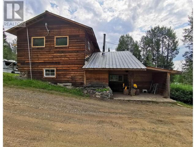 7102 Grossett Road, House detached with 2 bedrooms, 2 bathrooms and null parking in Cariboo L BC | Image 18