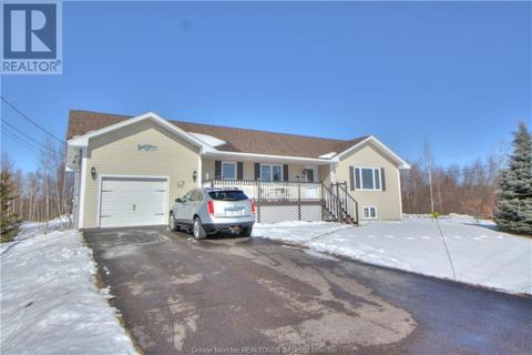 81 Liverpool St, House detached with 3 bedrooms, 1 bathrooms and null parking in Richibucto NB | Card Image