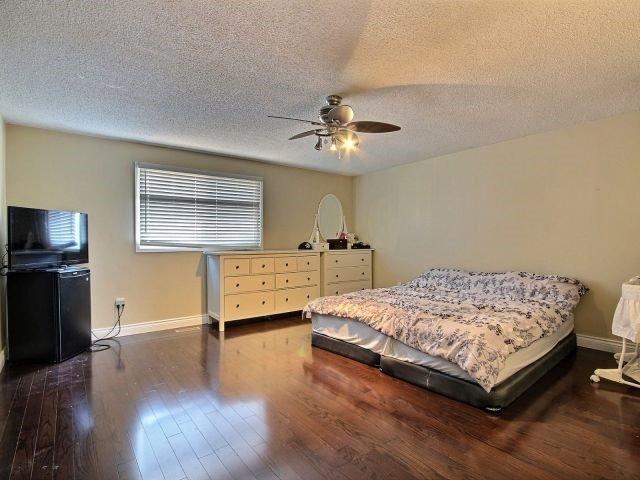 81 Sandmere Ave, House attached with 3 bedrooms, 3 bathrooms and 3 parking in Brampton ON | Image 8