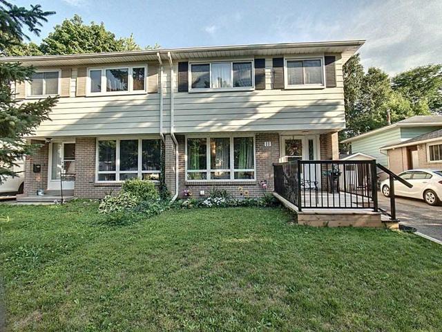 11 Ingleside Dr, House semidetached with 3 bedrooms, 2 bathrooms and 3 parking in Kitchener ON | Image 13