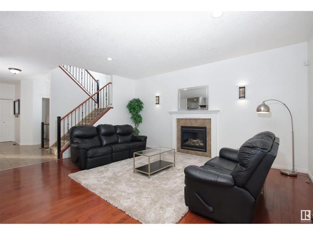 20704 88 Av Nw, House detached with 3 bedrooms, 2 bathrooms and 4 parking in Edmonton AB | Image 8