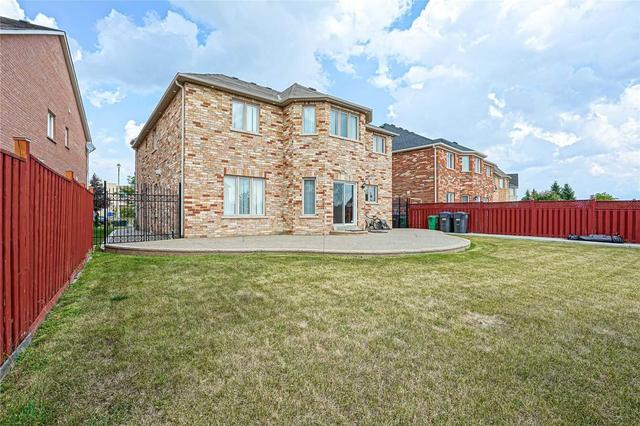 88 Long Meadow Rd W, House detached with 5 bedrooms, 4 bathrooms and 6 parking in Brampton ON | Image 20