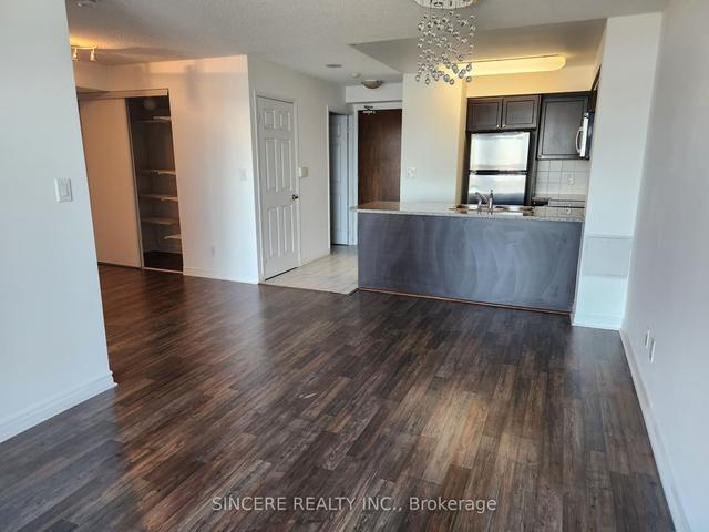 1003 - 35 Hollywood Ave, Condo with 1 bedrooms, 1 bathrooms and 1 parking in Toronto ON | Image 11