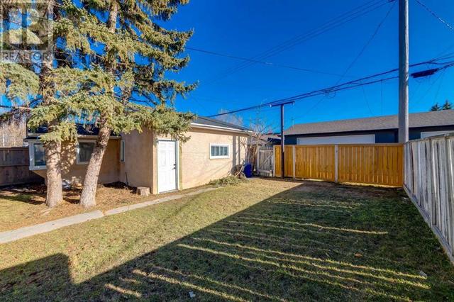 427 53 Avenue Sw, House detached with 4 bedrooms, 2 bathrooms and 4 parking in Calgary AB | Image 38