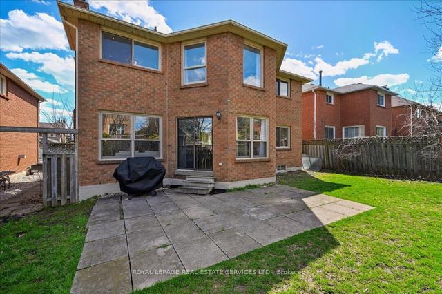 1273 Greeniaus Rd, House detached with 4 bedrooms, 3 bathrooms and 4 parking in Oakville ON | Image 32