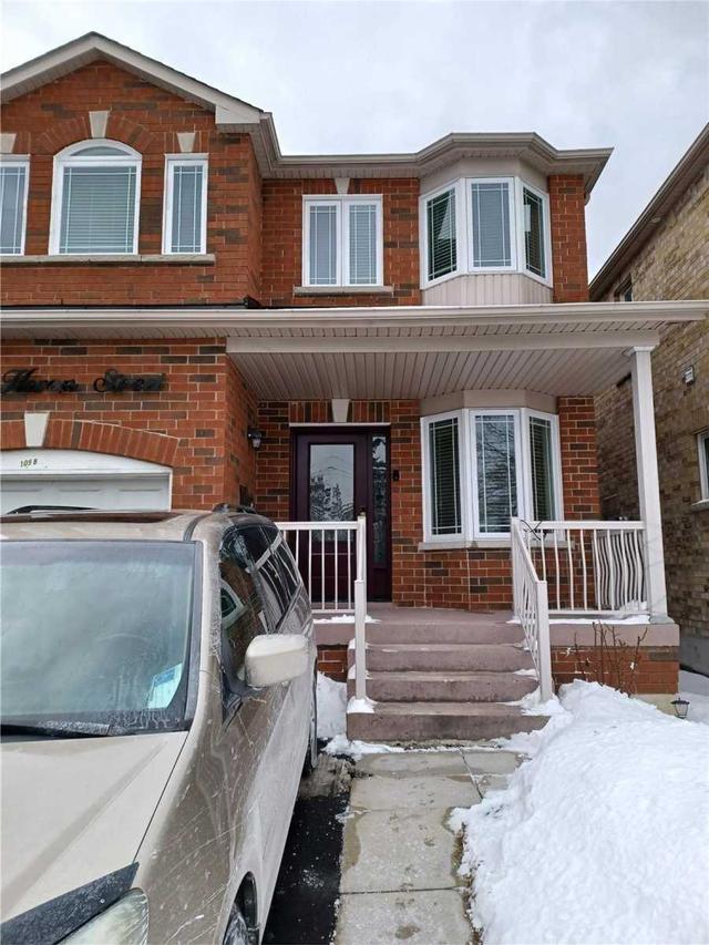109b Heron St, House detached with 2 bedrooms, 1 bathrooms and 1 parking in Ajax ON | Image 1