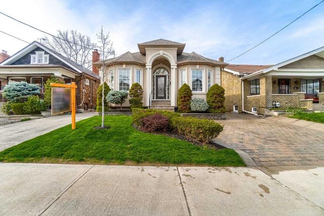 316 Strathmore Blvd, House detached with 3 bedrooms, 2 bathrooms and 8 parking in Toronto ON | Image 37