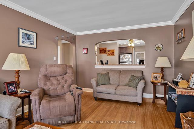 471 King George St, House detached with 2 bedrooms, 2 bathrooms and 4 parking in Peterborough ON | Image 22