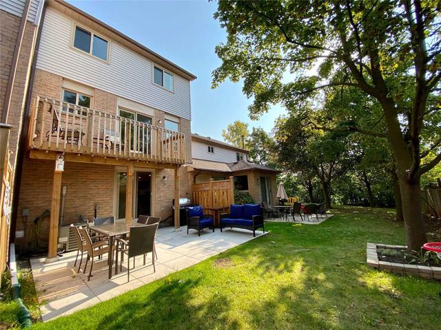 14 - 2272 Mowat Ave, Townhouse with 3 bedrooms, 3 bathrooms and 3 parking in Oakville ON | Image 14