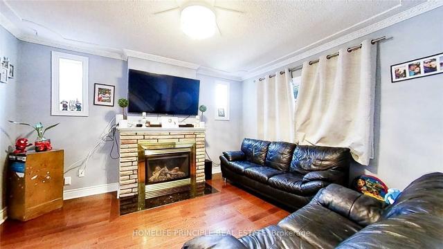 1610 Weston Rd, House detached with 3 bedrooms, 3 bathrooms and 2 parking in Toronto ON | Image 24