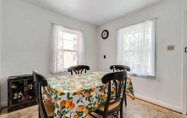 77 Marlee Ave, House detached with 3 bedrooms, 2 bathrooms and 4 parking in Toronto ON | Image 3